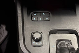 oranssi Ford Ranger 2019 kuva 26.