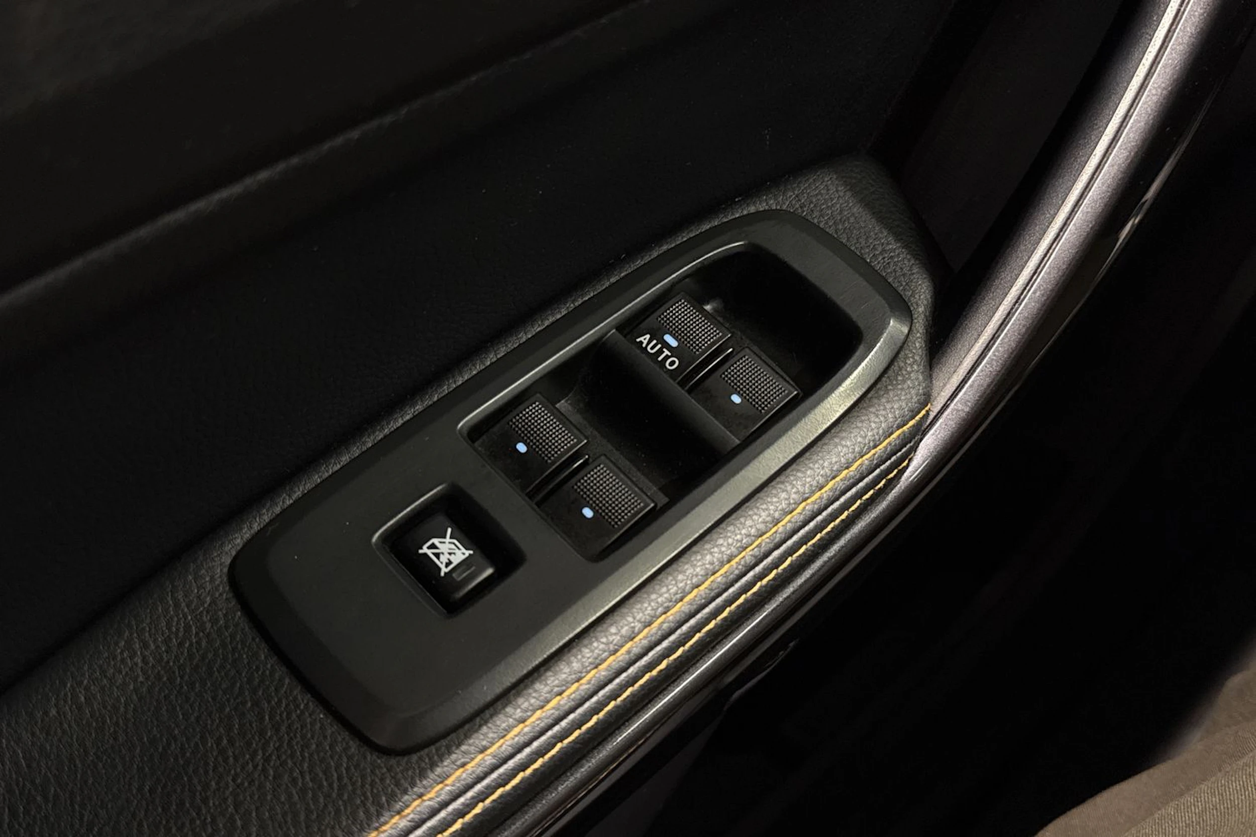 oranssi Ford Ranger 2019 kuva 28.