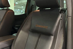 oranssi Ford Ranger 2019 kuva 30.