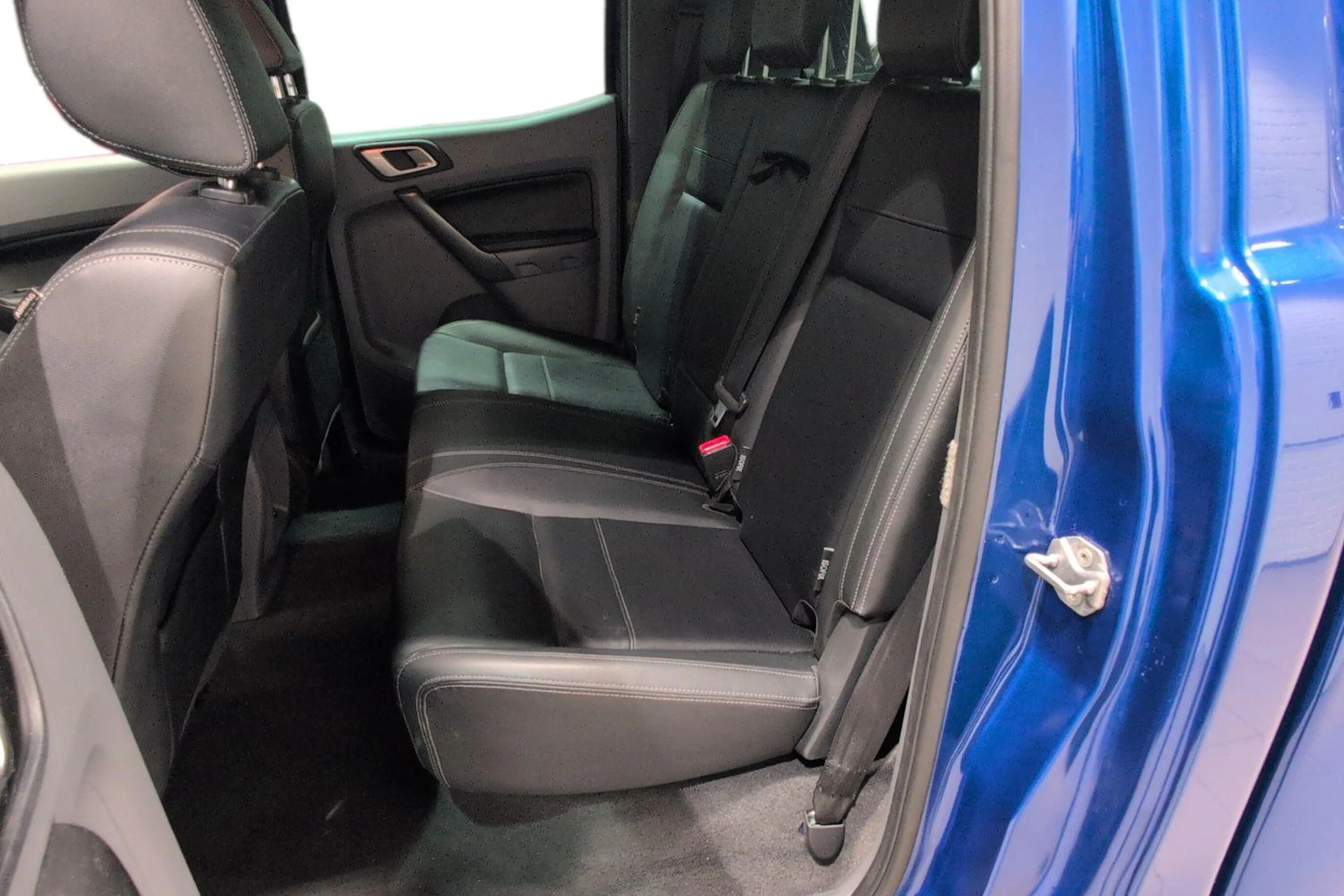 sininen Ford Ranger 2019 kuva 11.