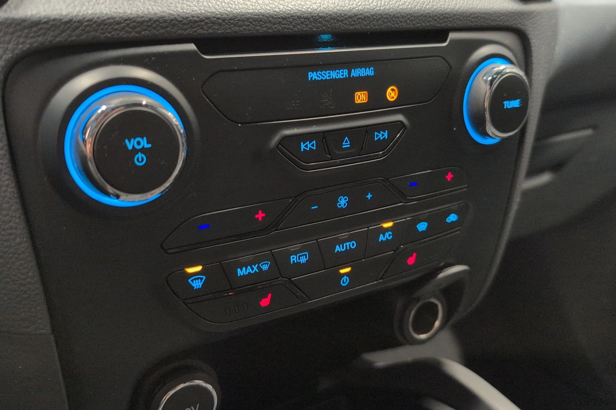 sininen Ford Ranger 2019 kuva 20.