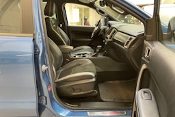 sininen Ford Ranger 2020 kuva 14.