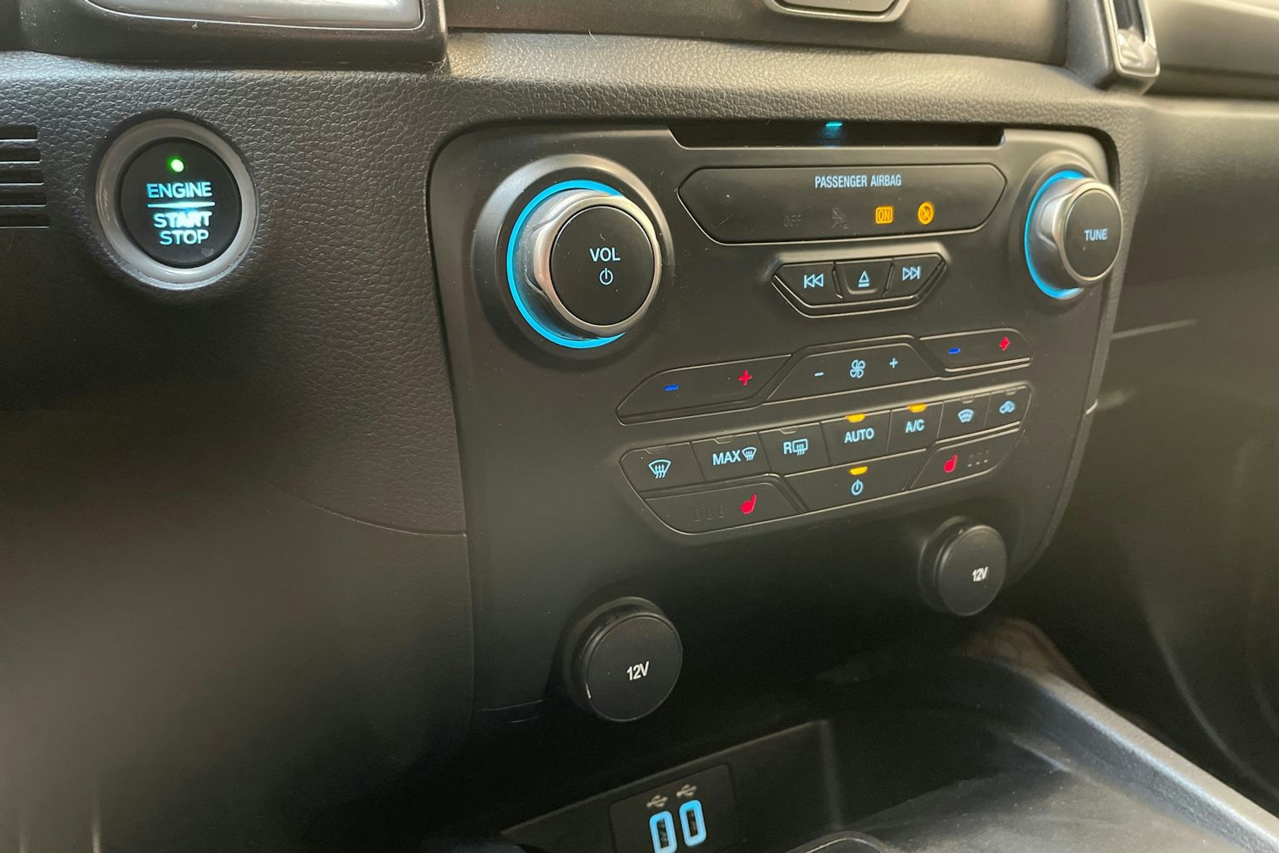 sininen Ford Ranger 2020 kuva 24.