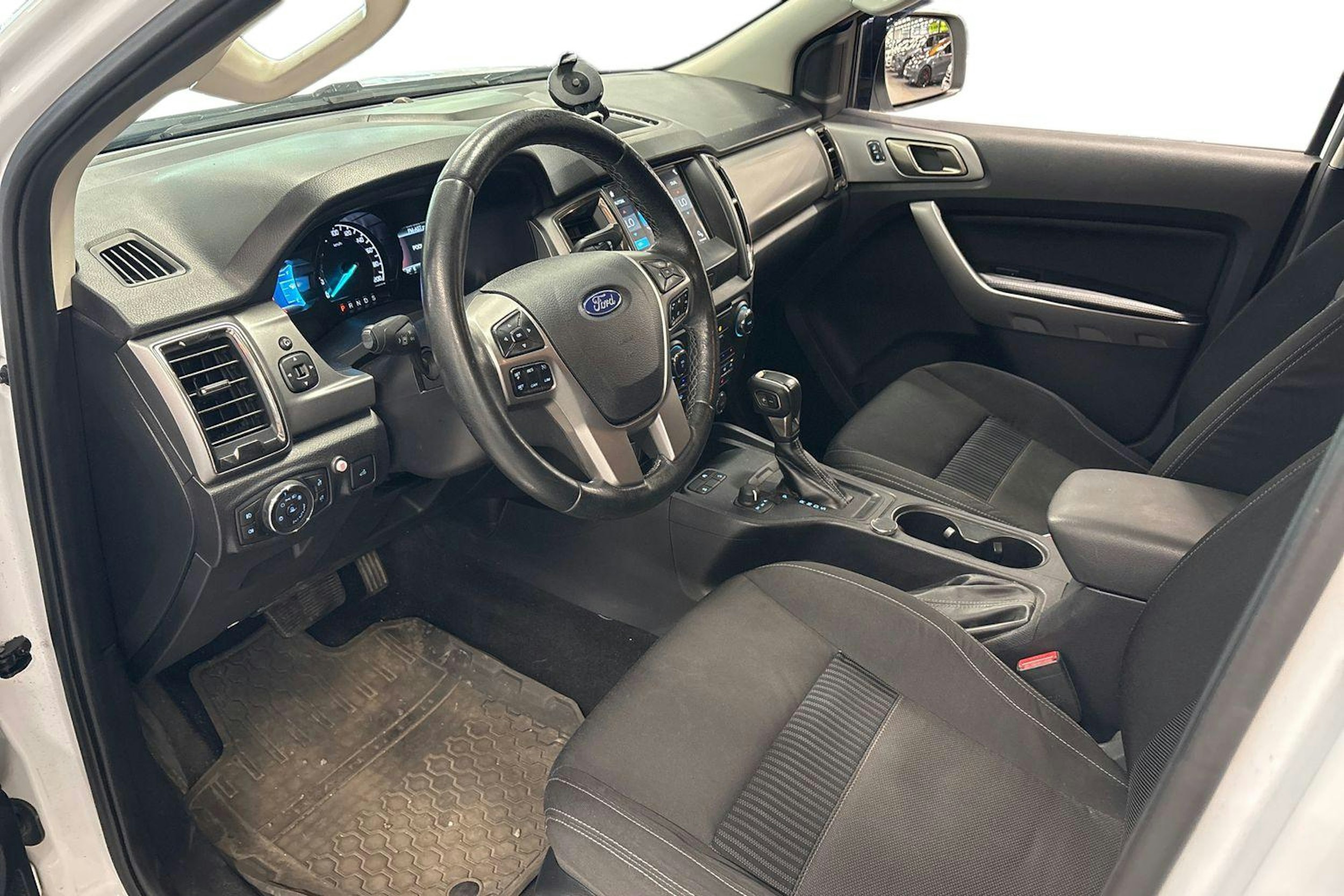 valkoinen Ford Ranger 2020 kuva 3.