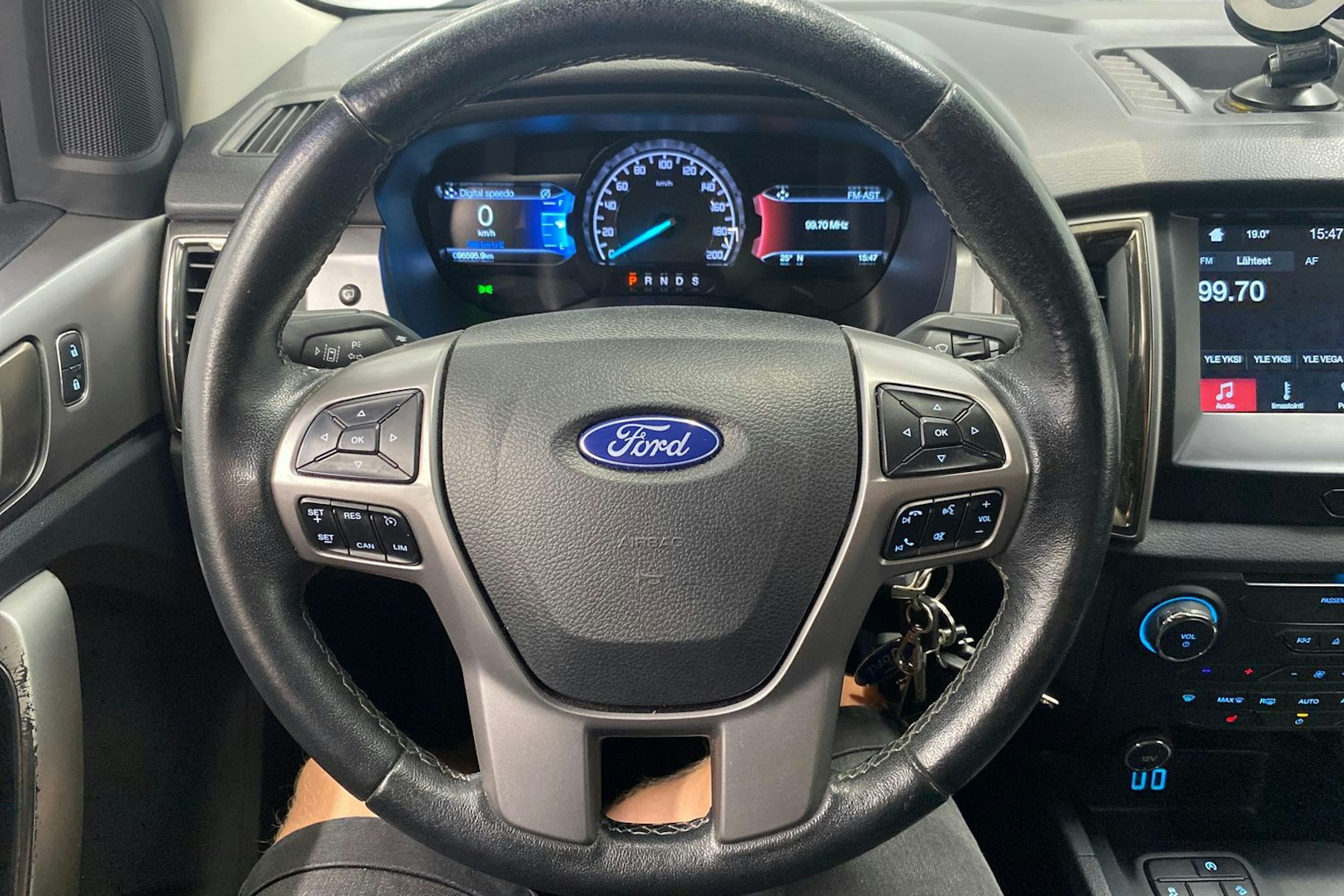 valkoinen Ford Ranger 2020 kuva 16.