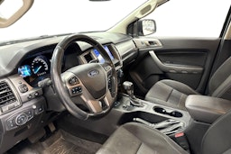 musta Ford Ranger 2020 kuva 3.