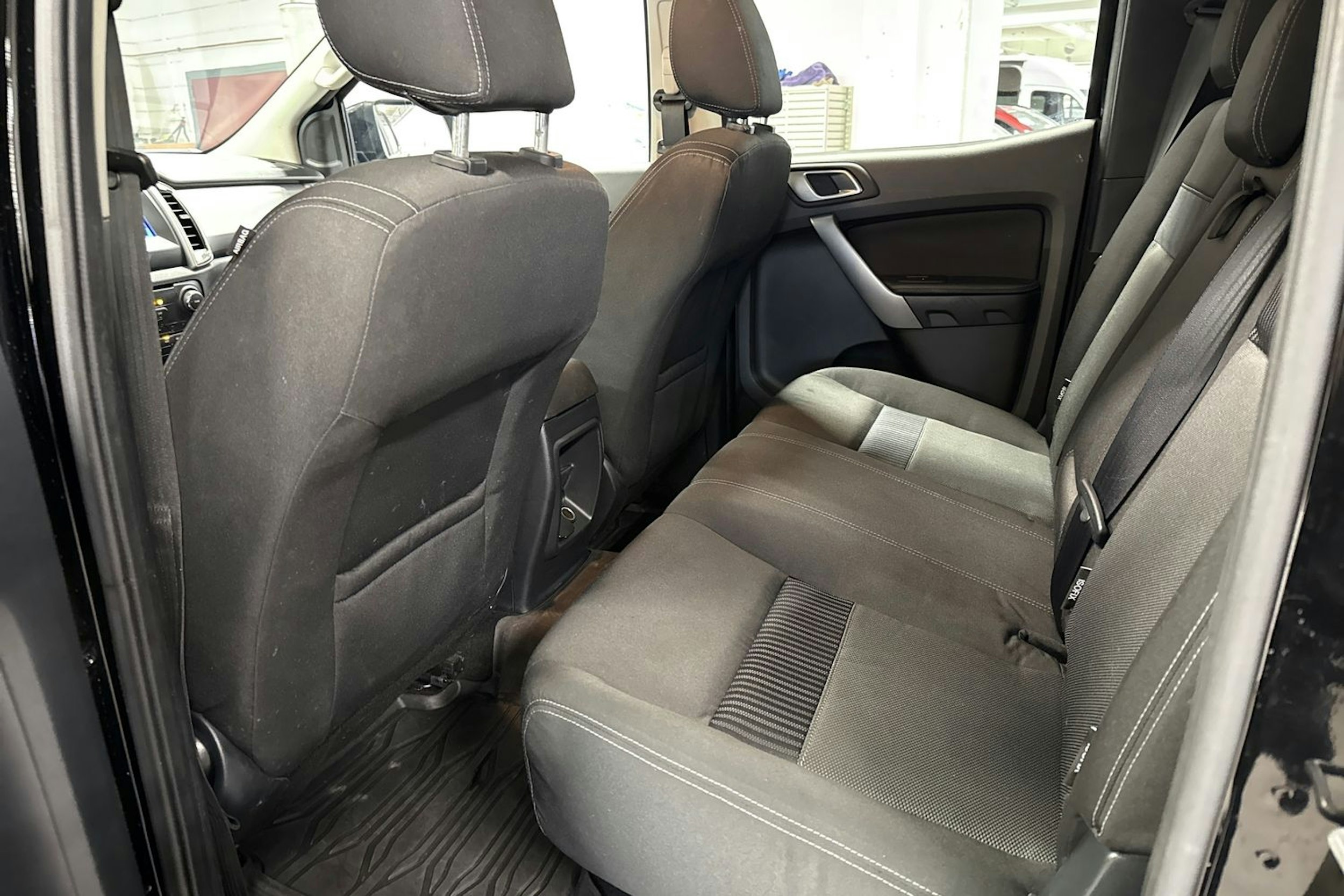 musta Ford Ranger 2020 kuva 14.