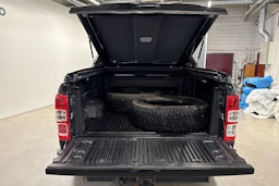 musta Ford Ranger 2020 kuva 27.