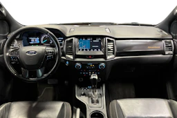 oranssi Ford Ranger 2020 kuva 9.