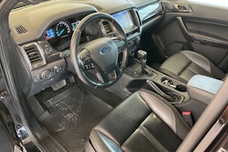 musta Ford Ranger 2020 kuva 7.