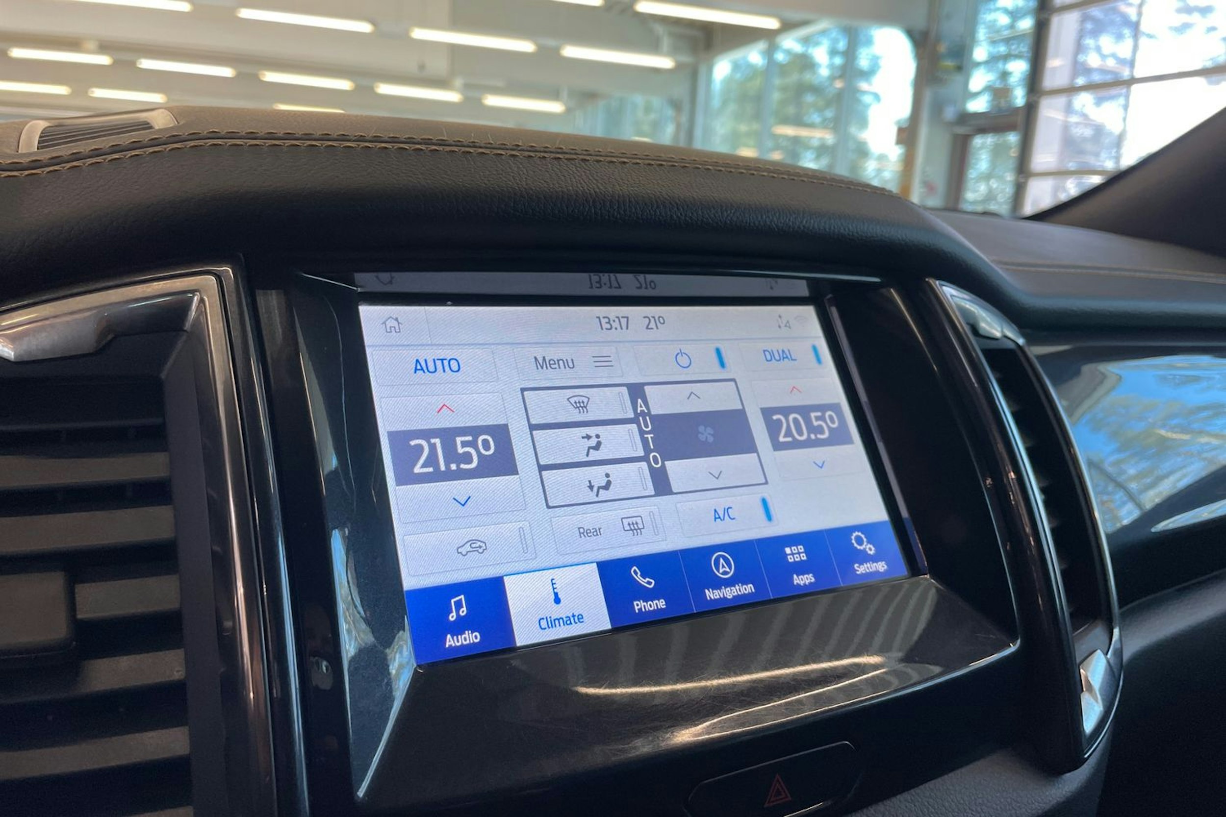 musta Ford Ranger 2020 kuva 23.