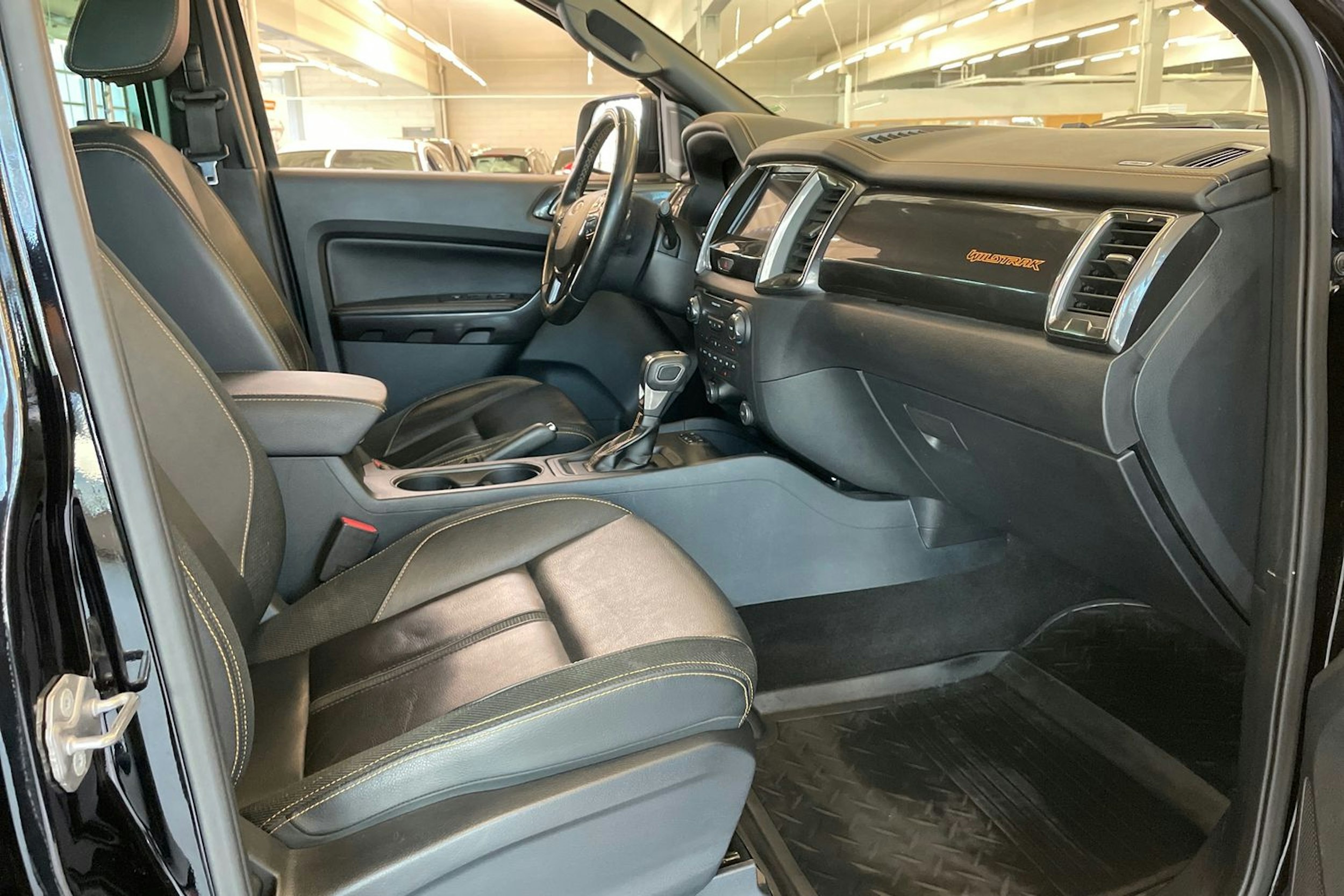 musta Ford Ranger 2020 kuva 27.