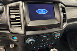 musta Ford Ranger 2020 kuva 7.