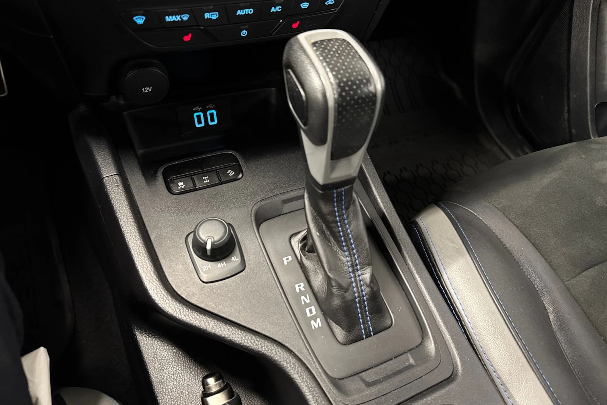 musta Ford Ranger 2020 kuva 11.