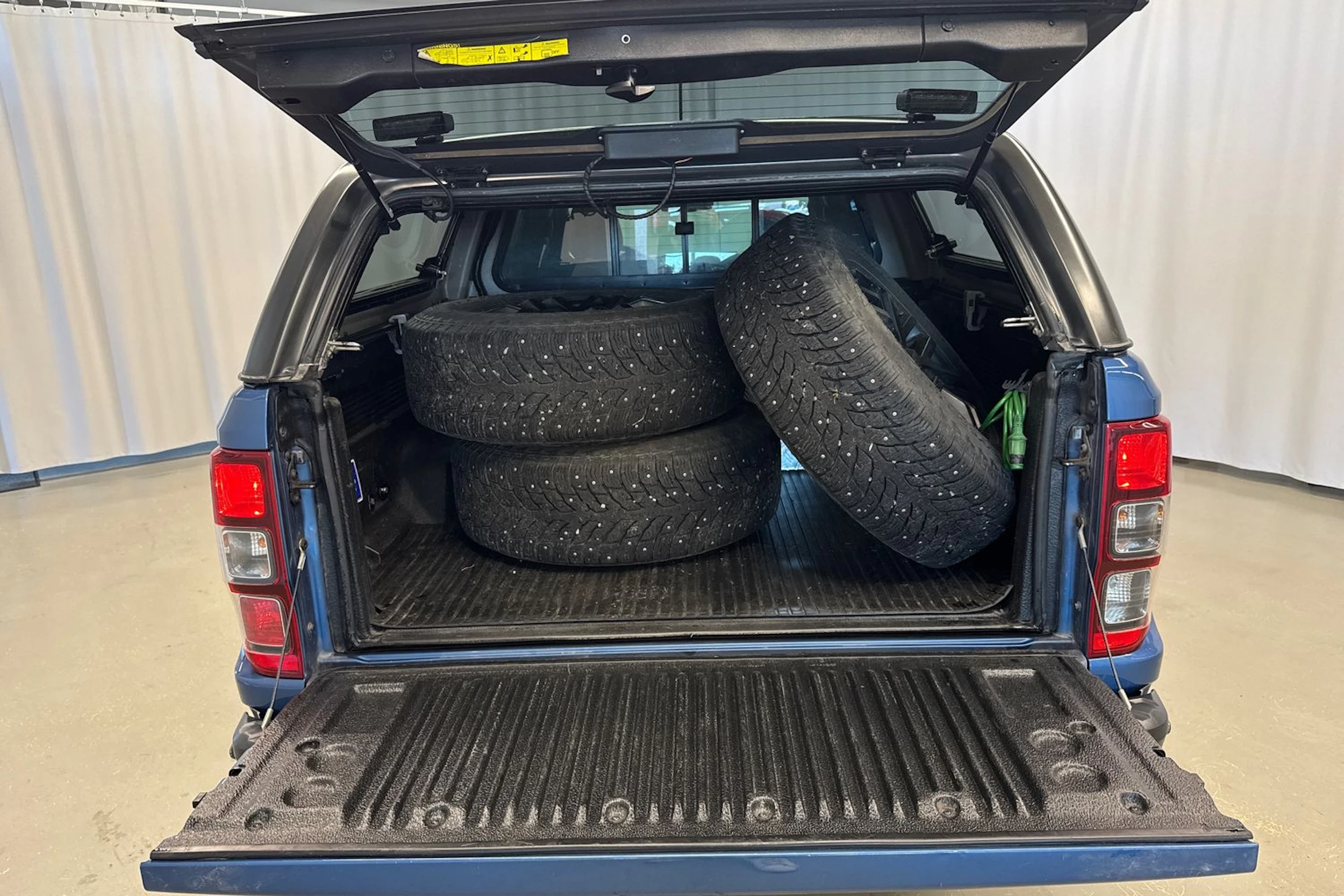 sininen Ford Ranger 2020 kuva 30.