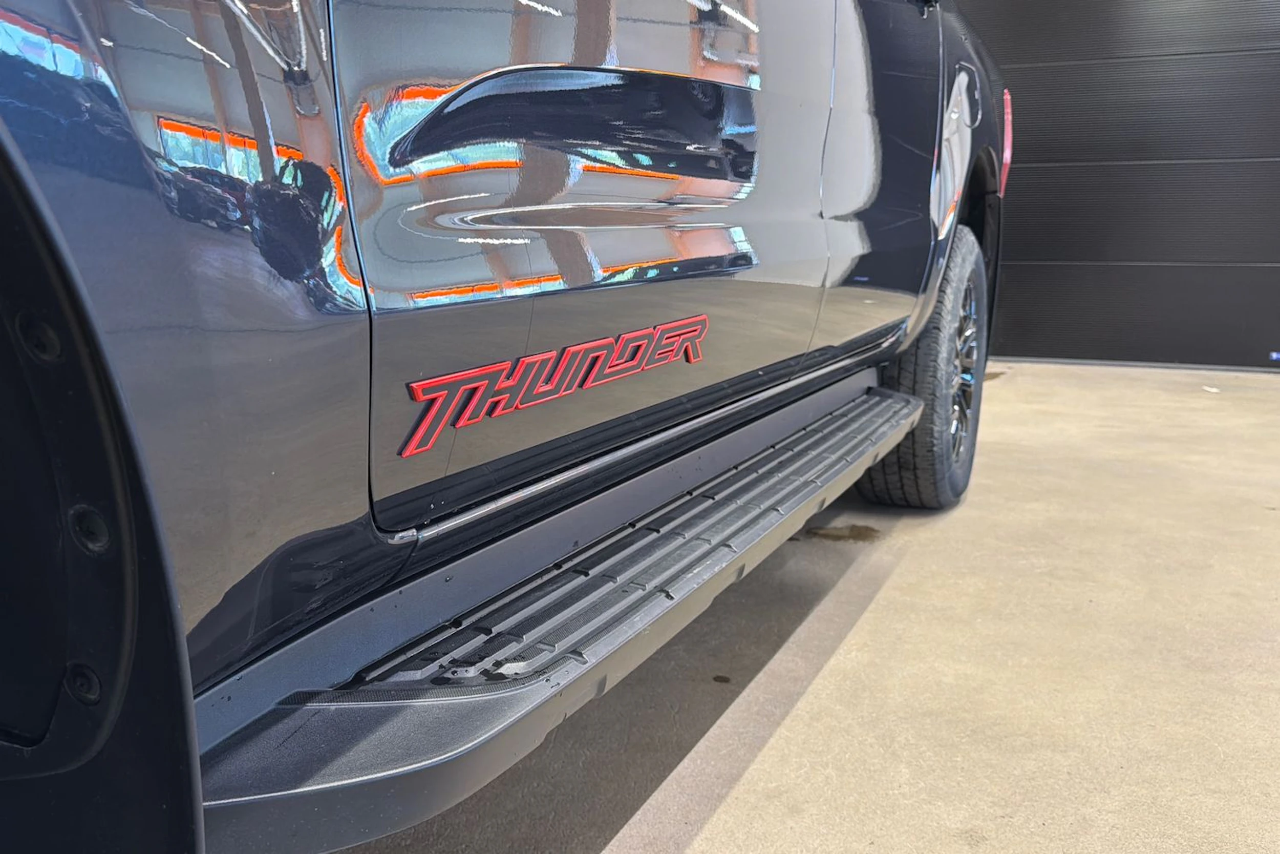 Harmaa Ford RANGER 2020 kuva 16.