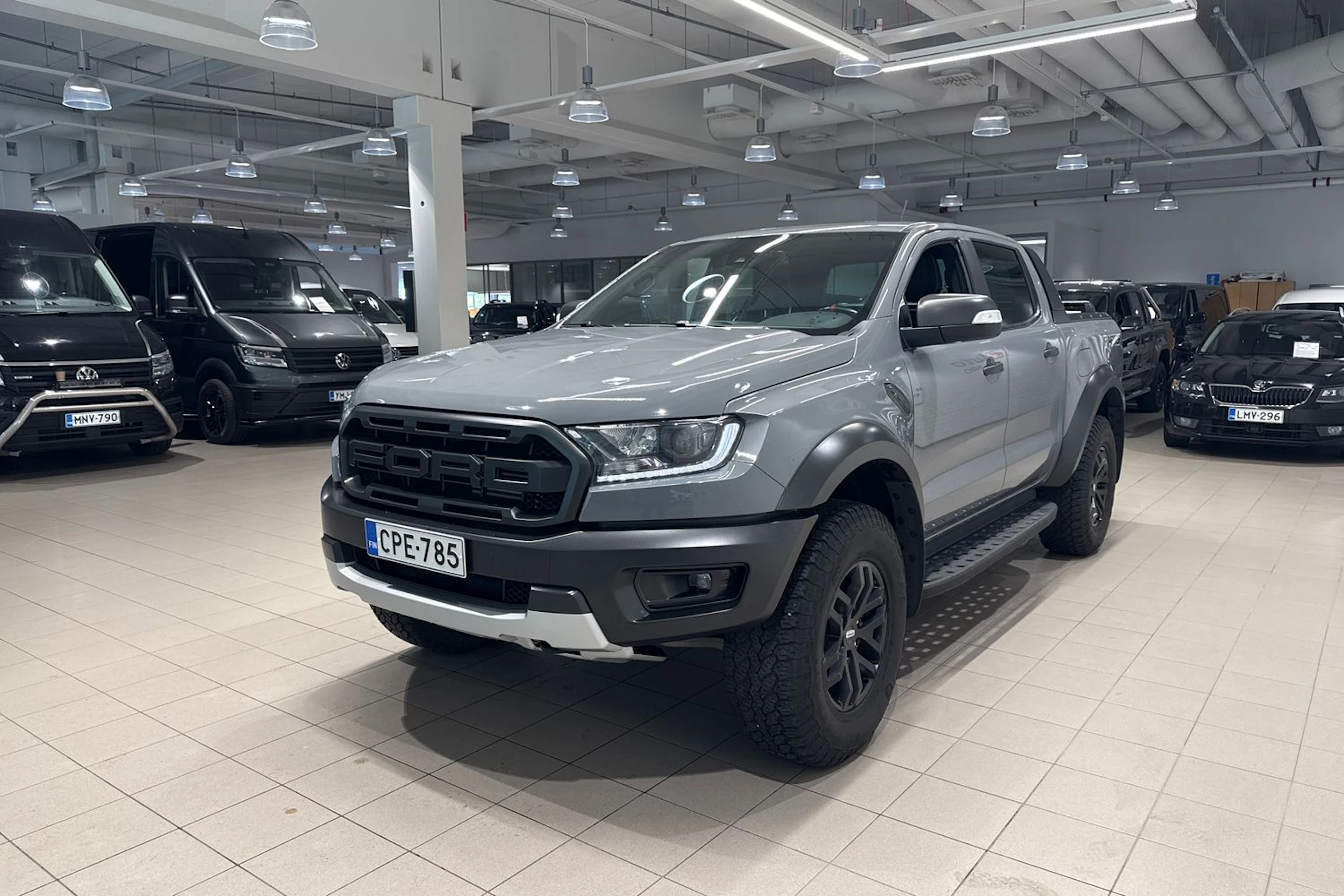 Harmaa Ford RANGER 2021 kuva 13.