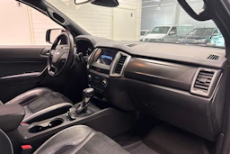 Harmaa Ford RANGER 2021 kuva 18.