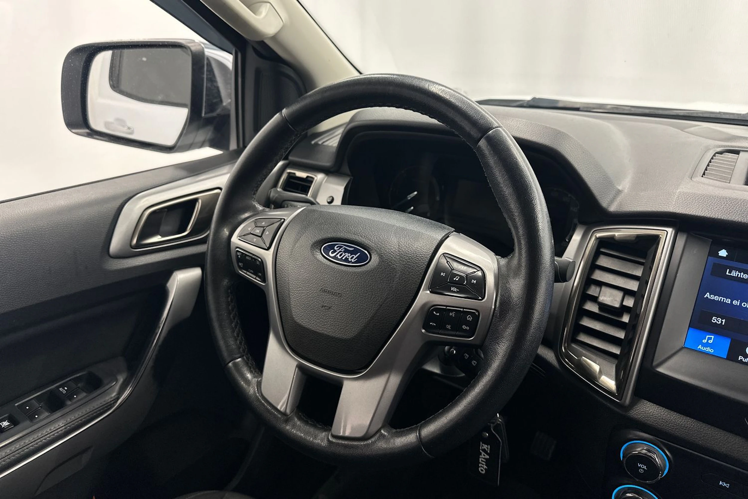valkoinen Ford Ranger 2021 kuva 10.