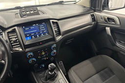 valkoinen Ford Ranger 2021 kuva 16.