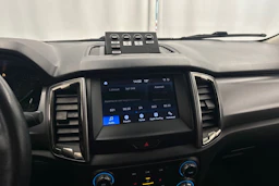 valkoinen Ford Ranger 2021 kuva 17.