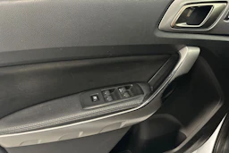valkoinen Ford Ranger 2021 kuva 27.