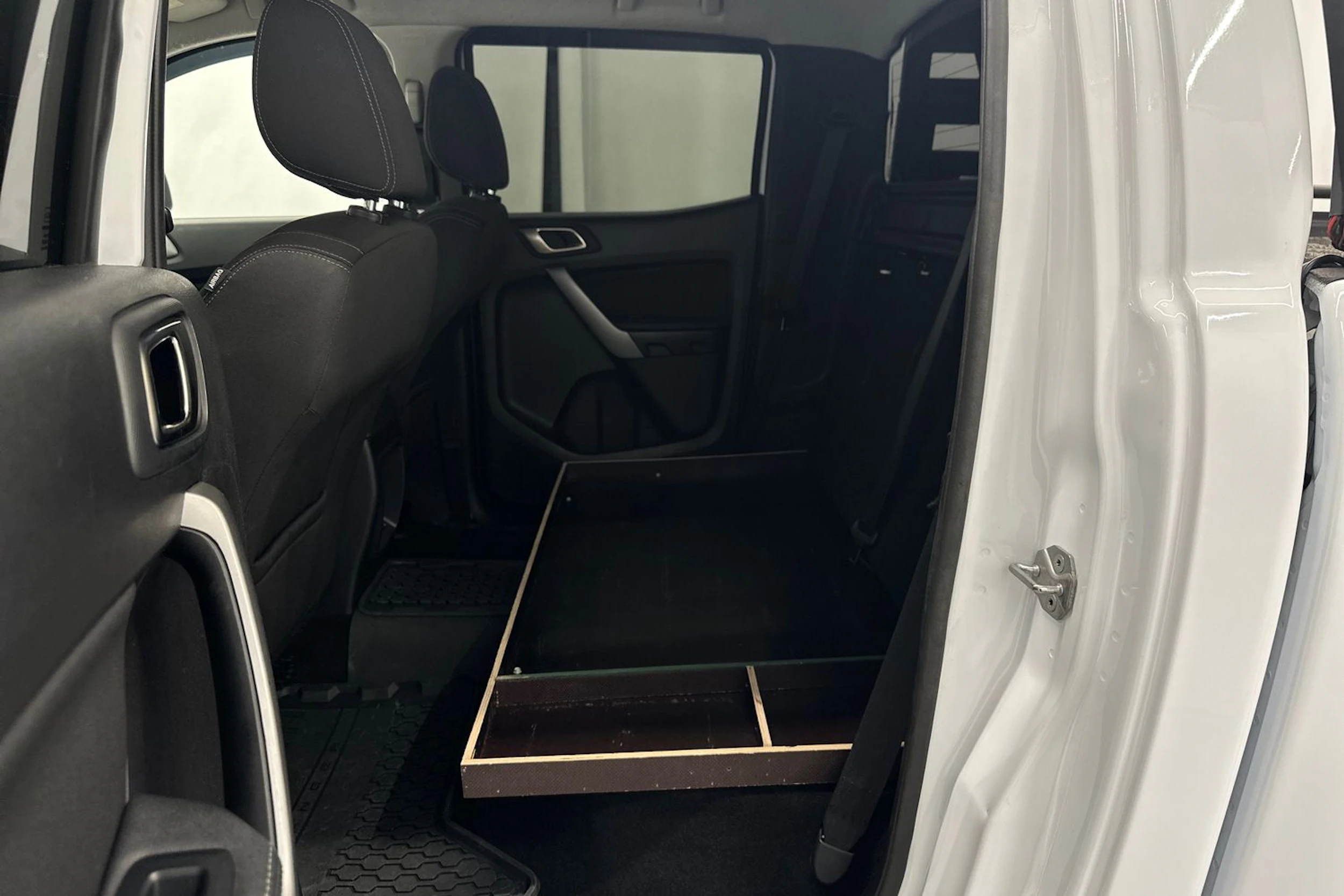 valkoinen Ford Ranger 2021 kuva 28.