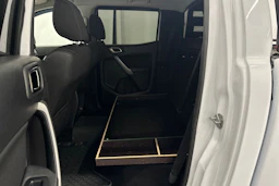 valkoinen Ford Ranger 2021 kuva 28.