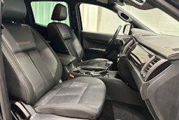 musta Ford Ranger 2021 kuva 26.