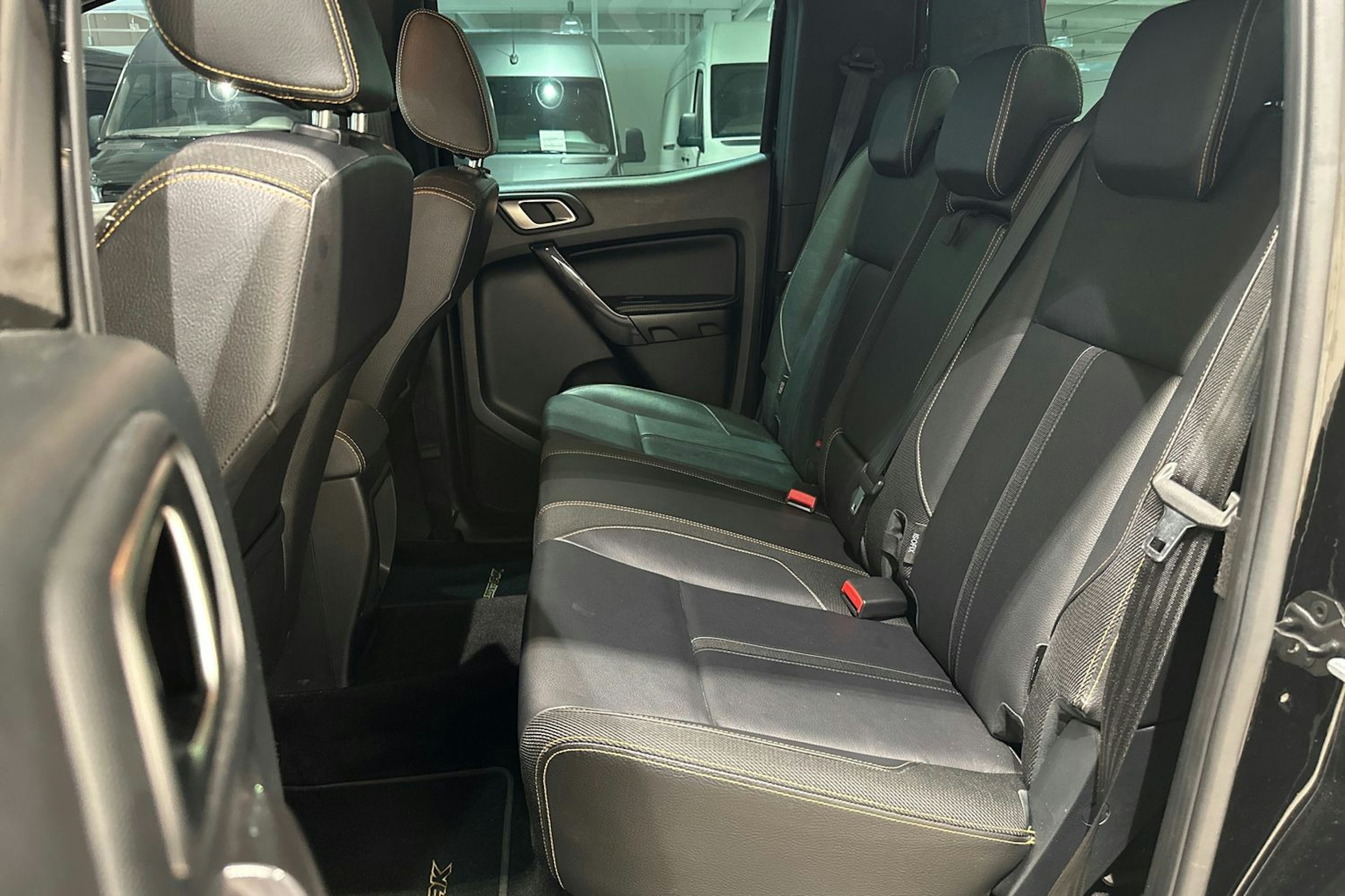 musta Ford Ranger 2021 kuva 28.