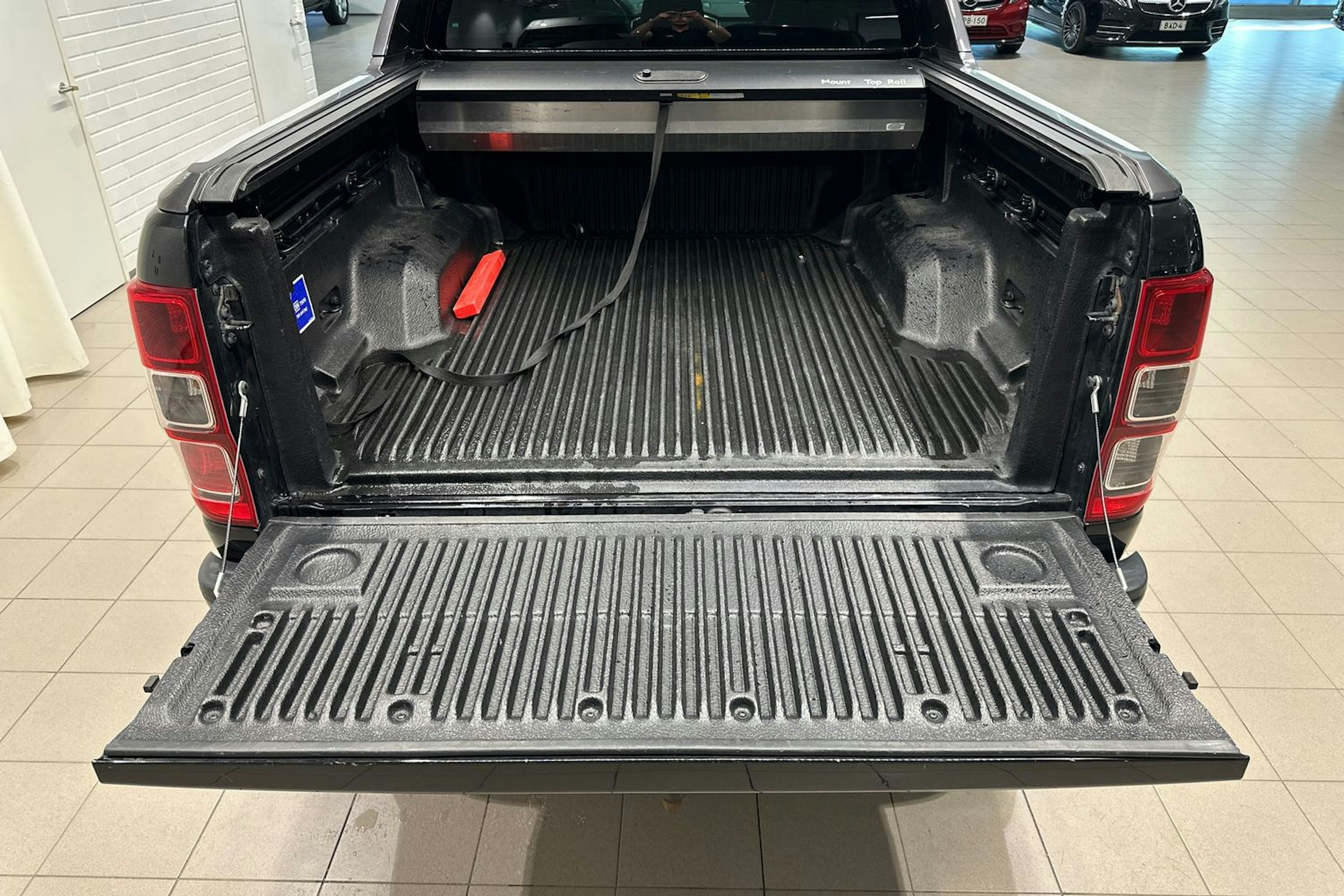 musta Ford Ranger 2021 kuva 31.