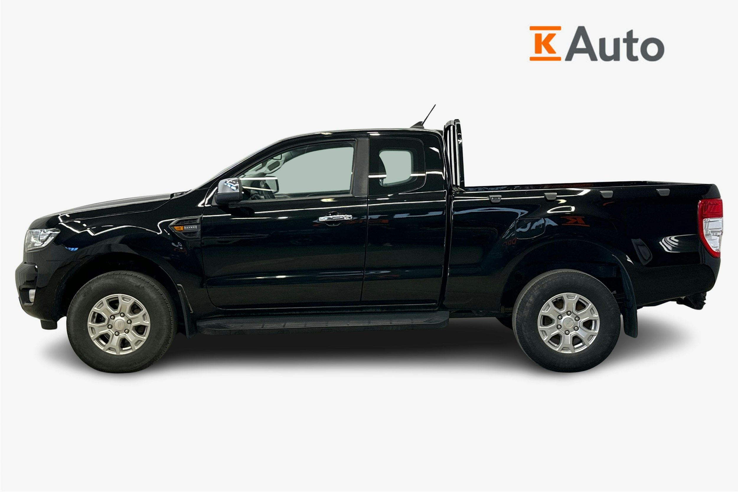 musta Ford Ranger 2021 kuva 5.
