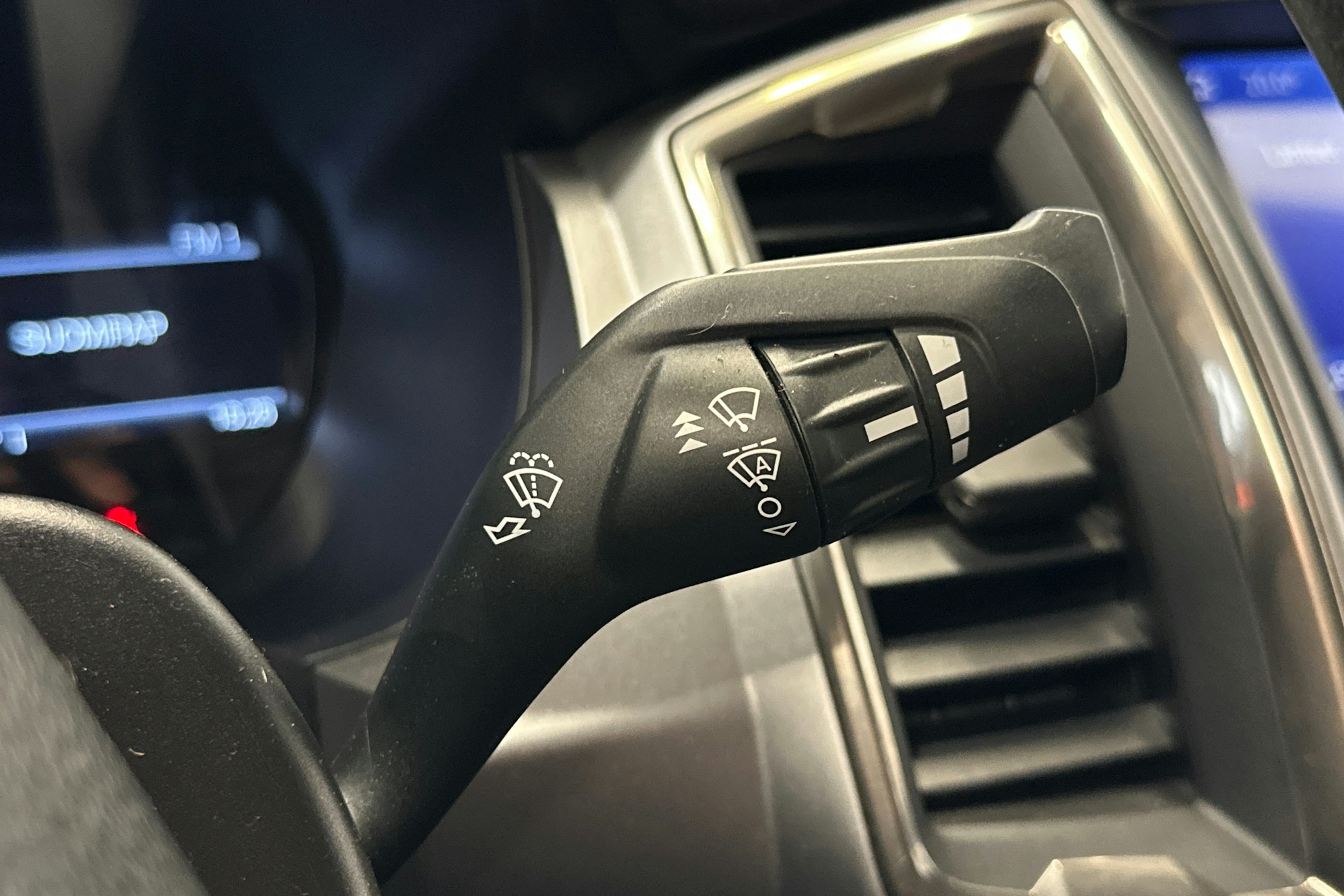 musta Ford Ranger 2021 kuva 13.
