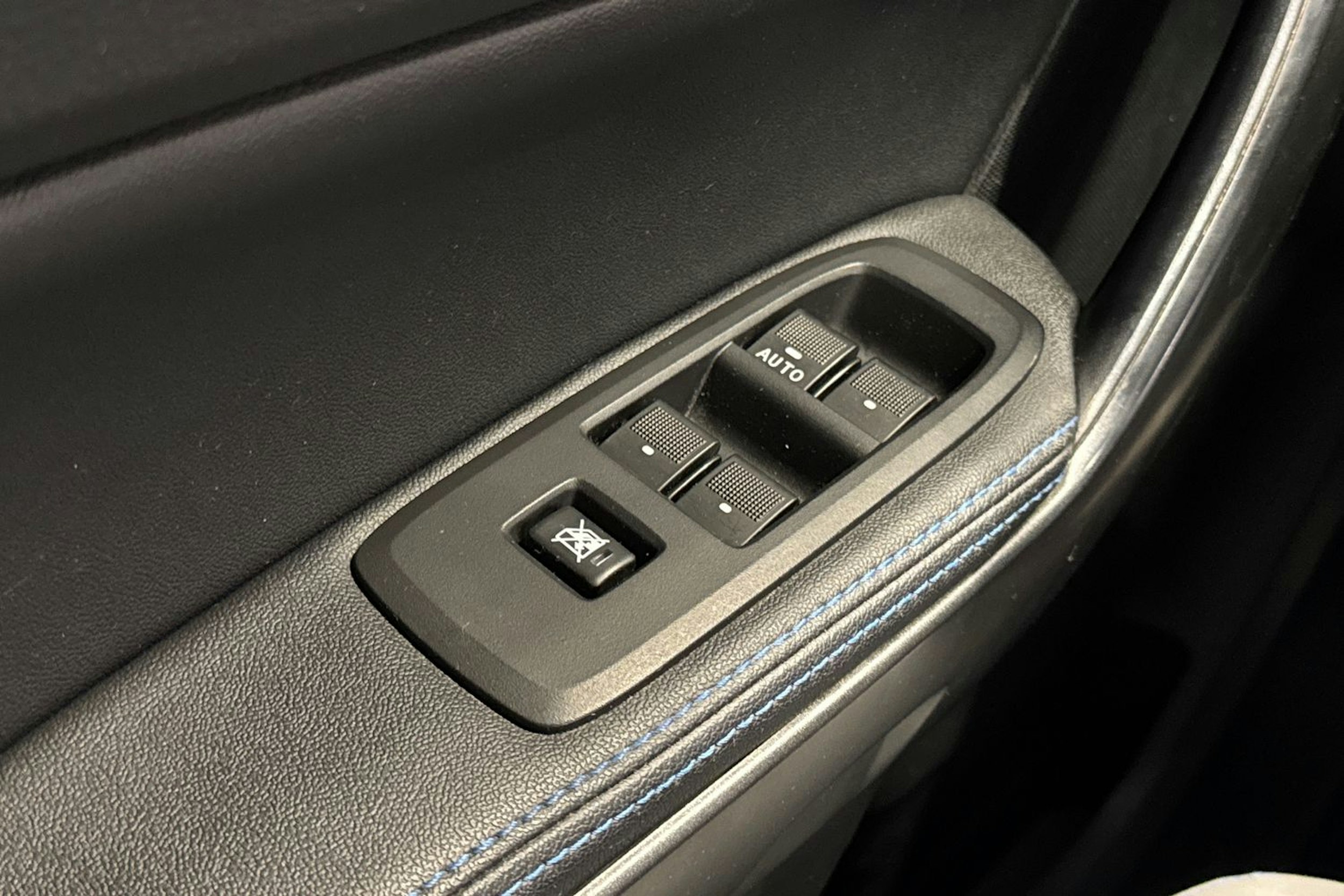 sininen Ford Ranger 2021 kuva 13.