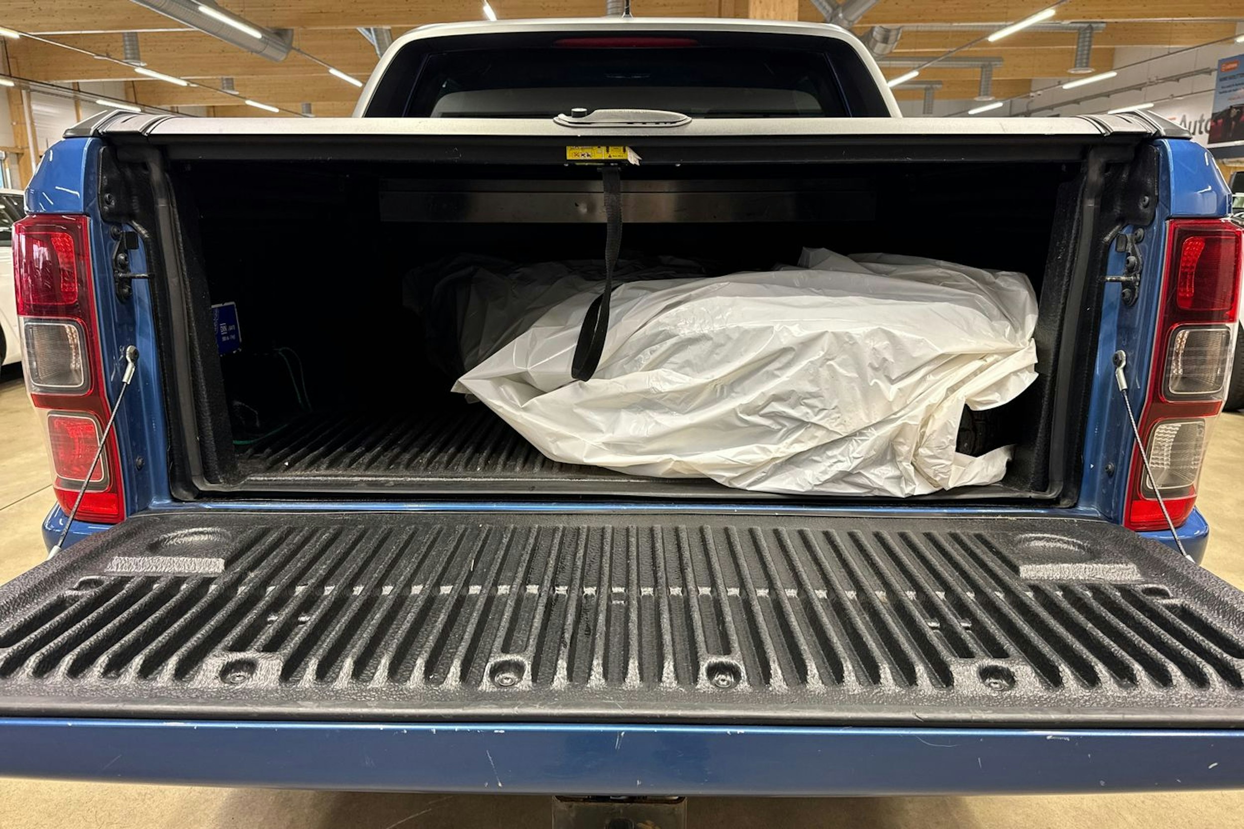 sininen Ford Ranger 2021 kuva 28.