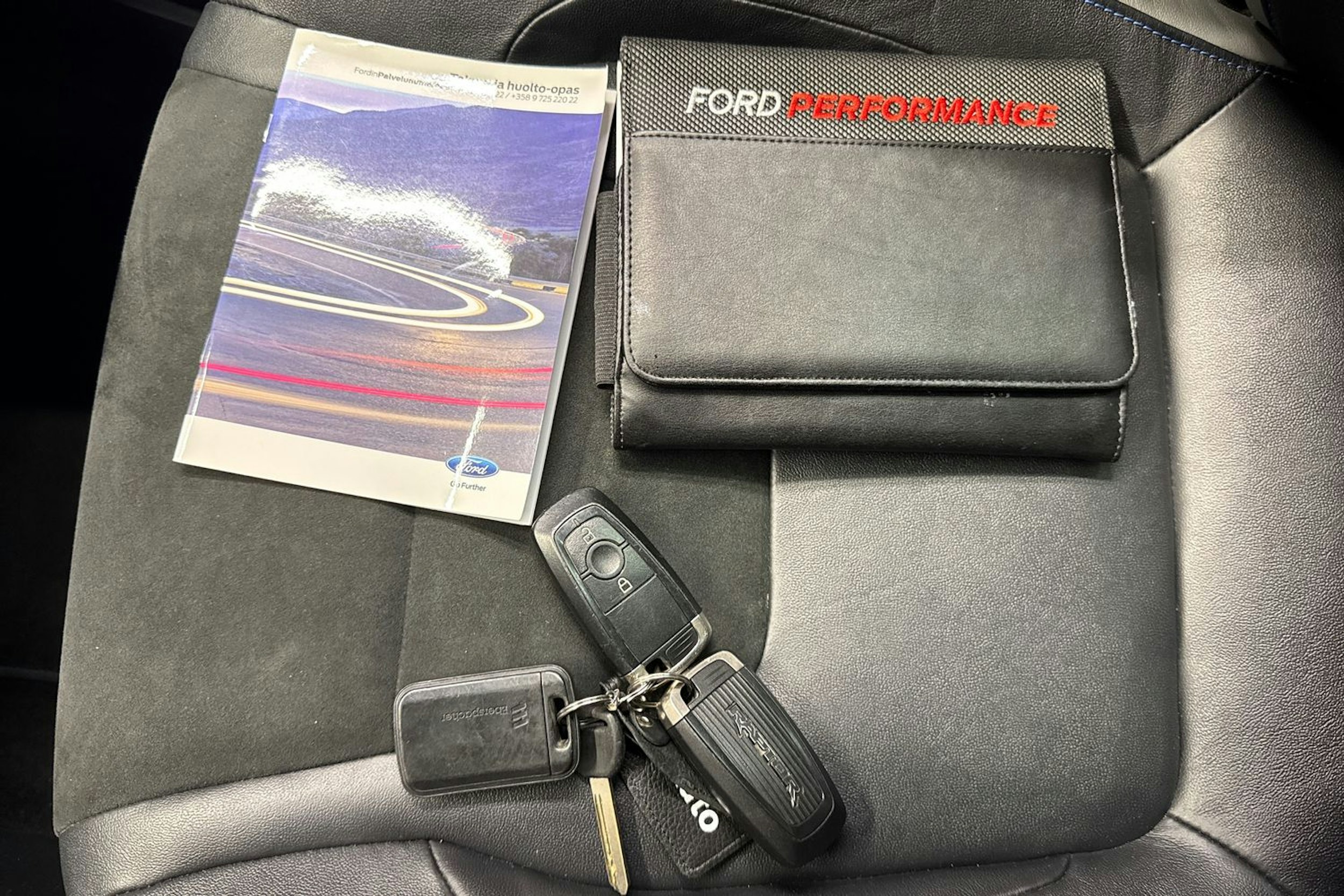 sininen Ford Ranger 2021 kuva 32.