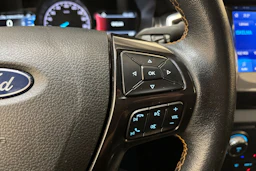 valkoinen Ford Ranger 2021 kuva 17.