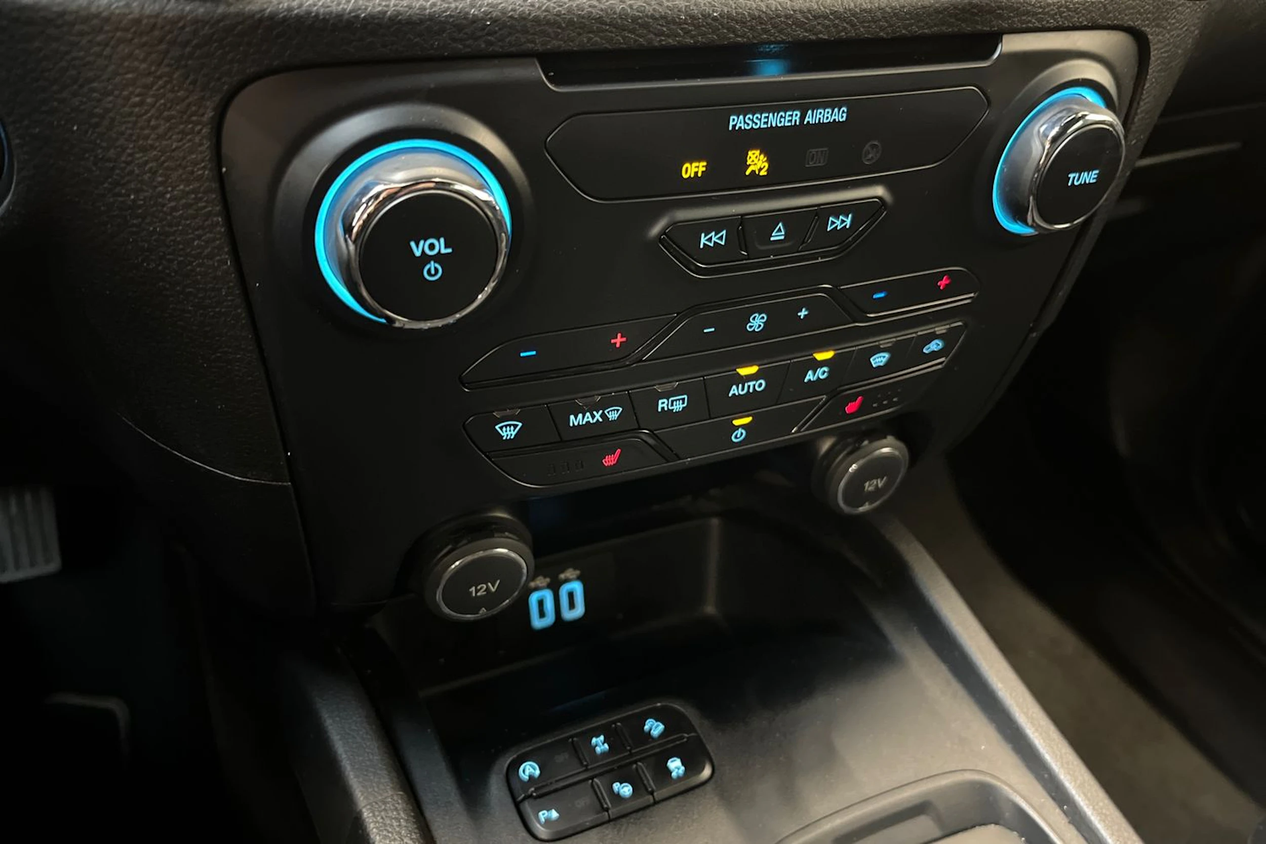 valkoinen Ford Ranger 2021 kuva 20.