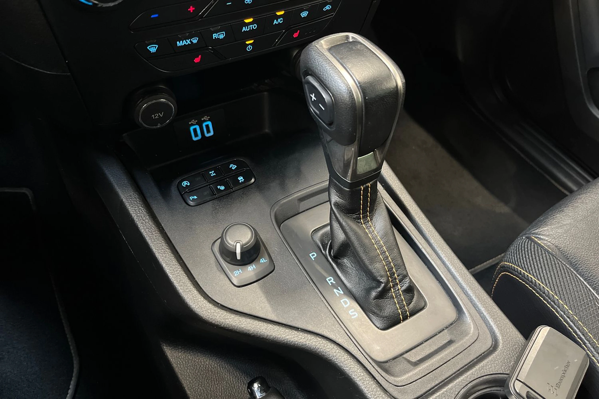 valkoinen Ford Ranger 2021 kuva 21.