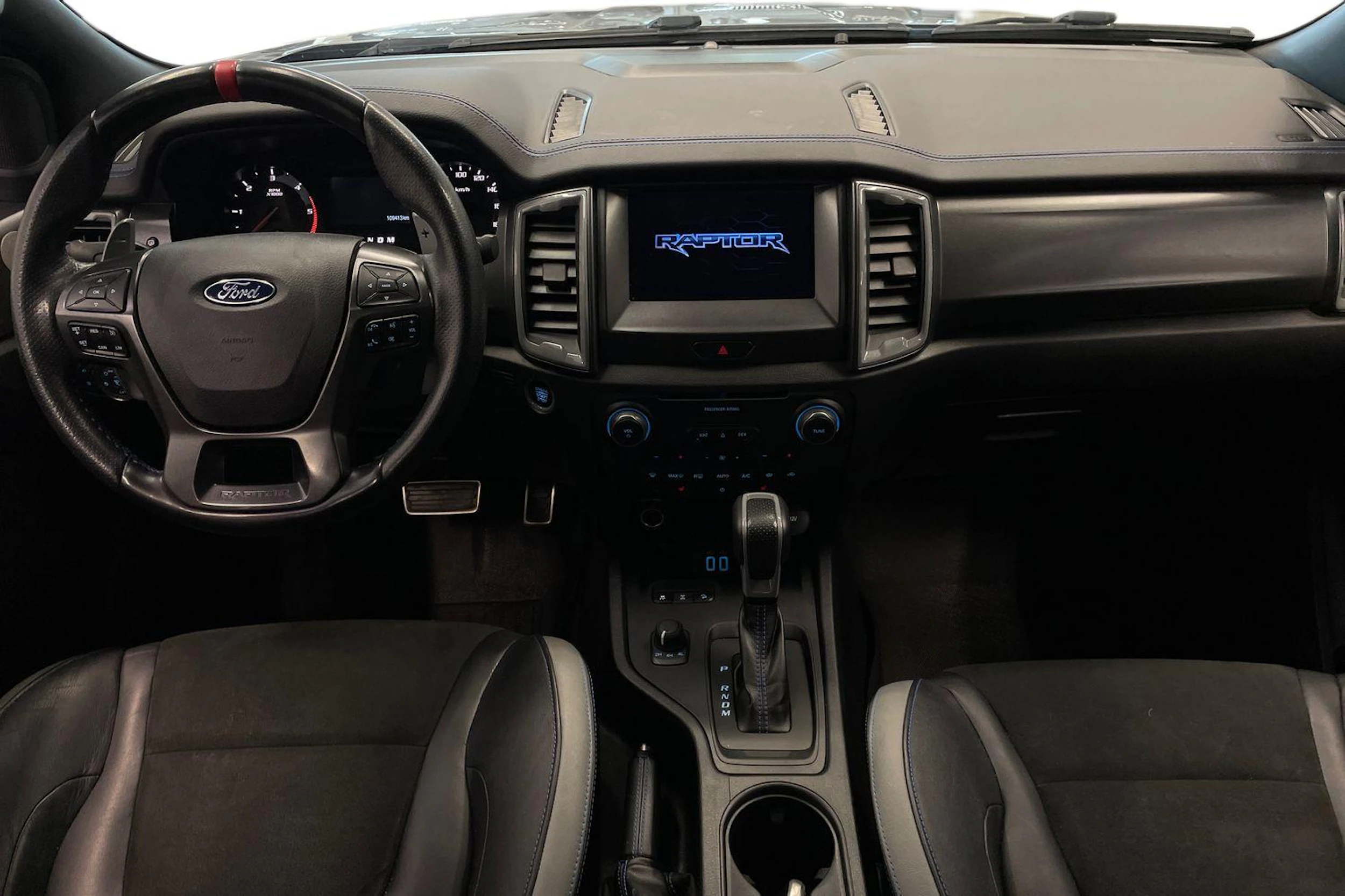 Harmaa Ford RANGER 2021 kuva 7.