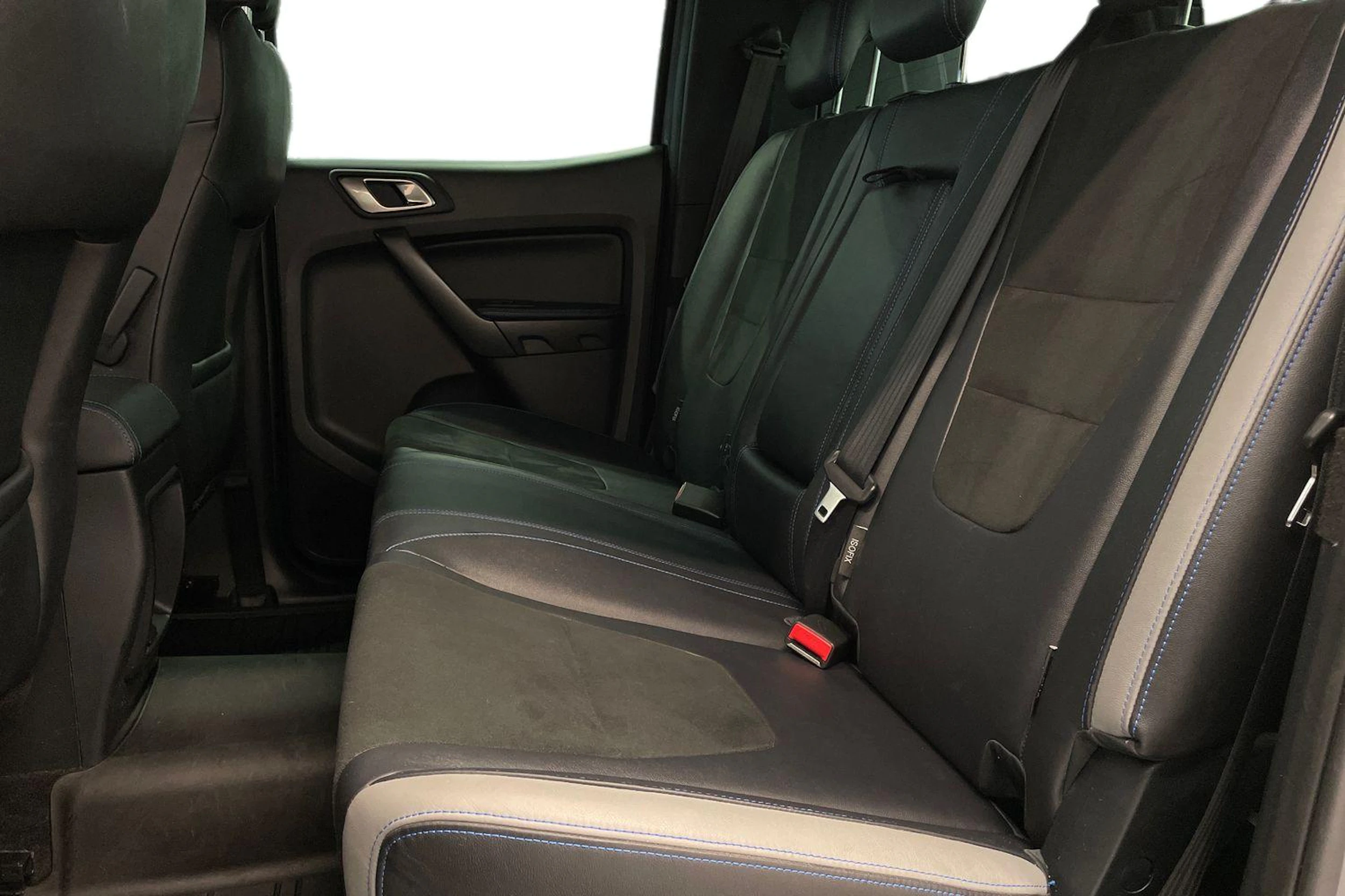 Harmaa Ford RANGER 2021 kuva 8.