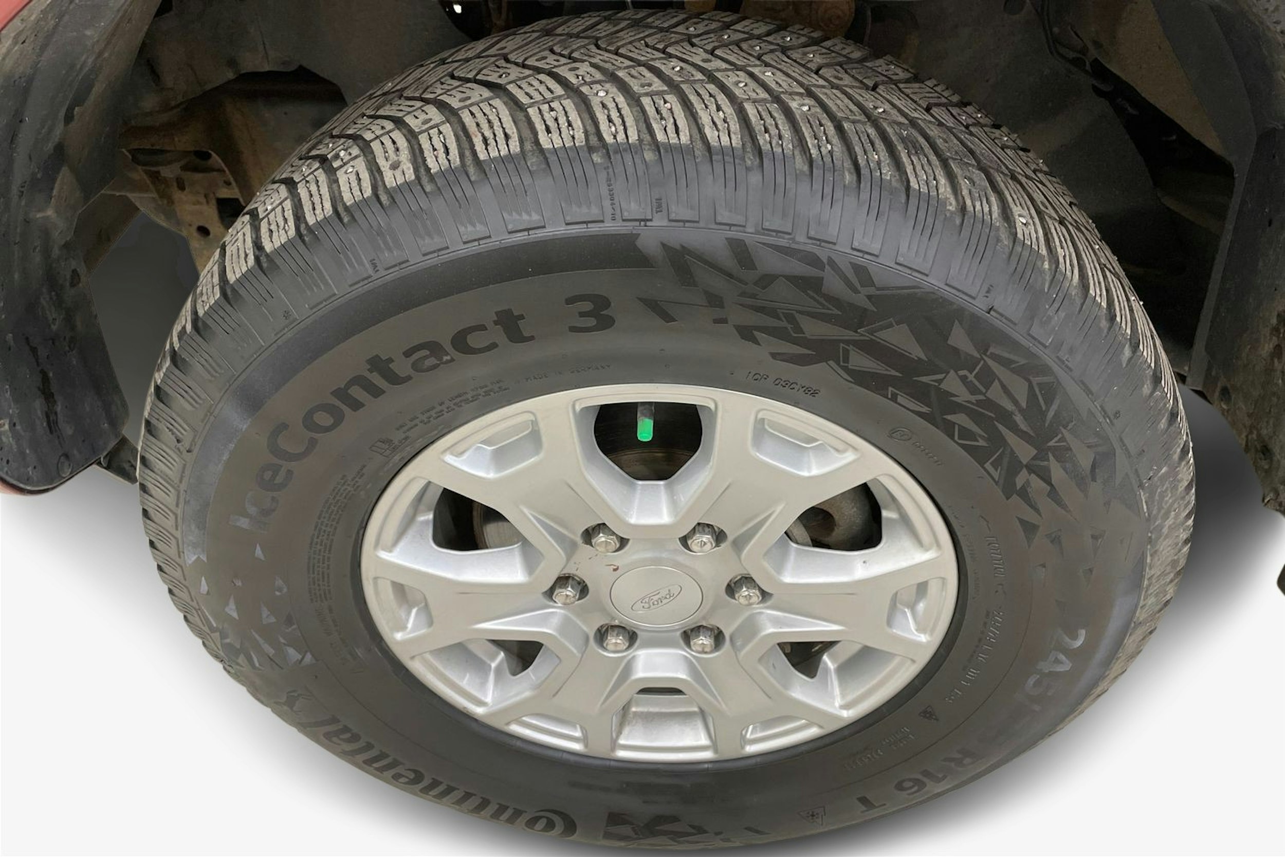 punainen Ford Ranger 2021 kuva 12.