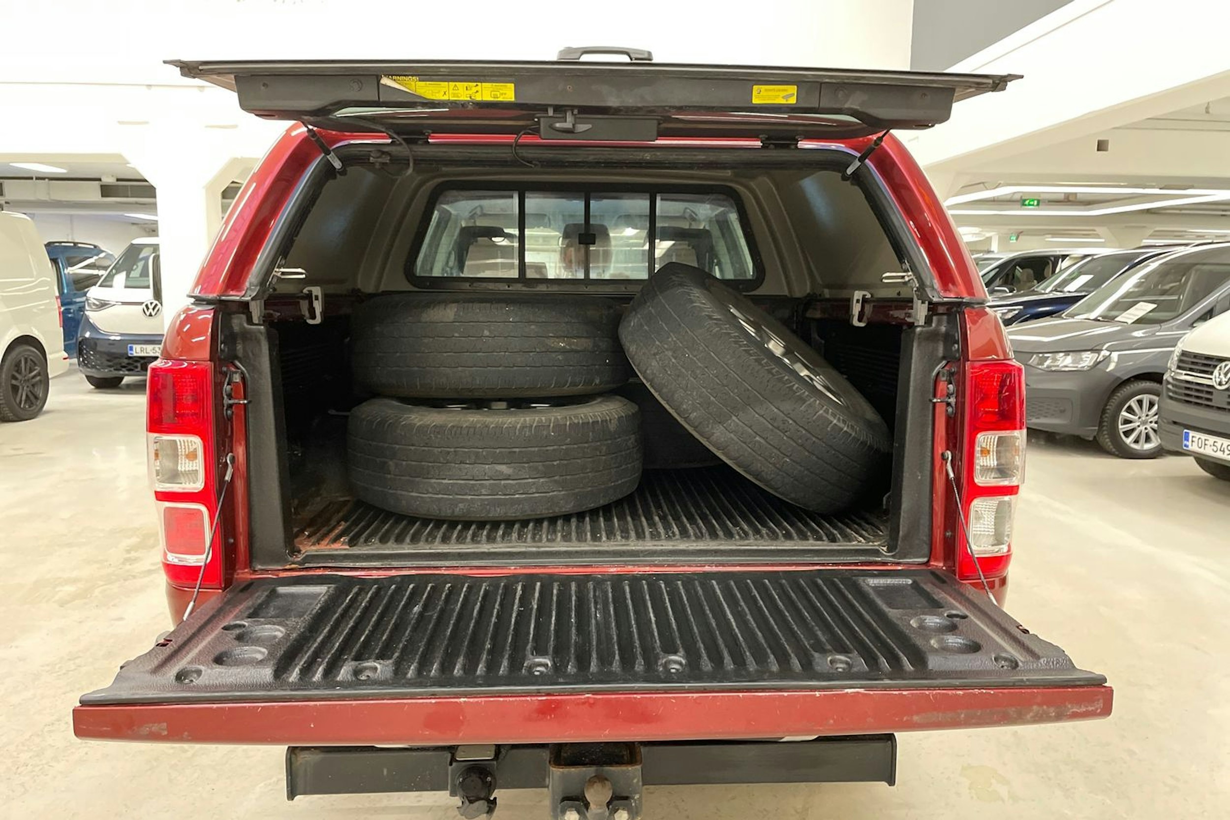 punainen Ford Ranger 2021 kuva 17.