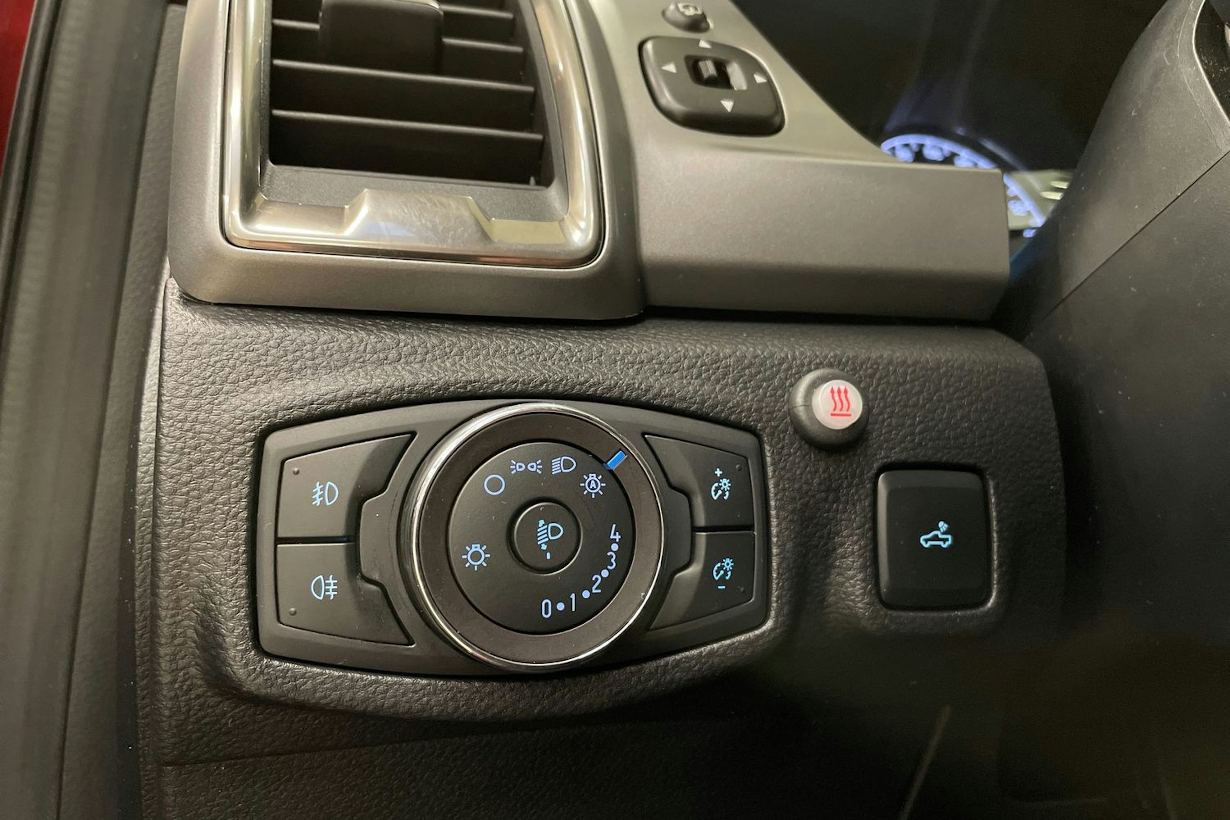 punainen Ford Ranger 2021 kuva 20.