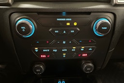 punainen Ford Ranger 2021 kuva 25.