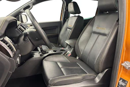 oranssi Ford Ranger 2021 kuva 8.
