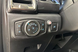 oranssi Ford Ranger 2021 kuva 22.