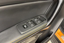 oranssi Ford Ranger 2021 kuva 23.