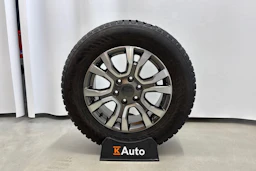 oranssi Ford Ranger 2021 kuva 28.