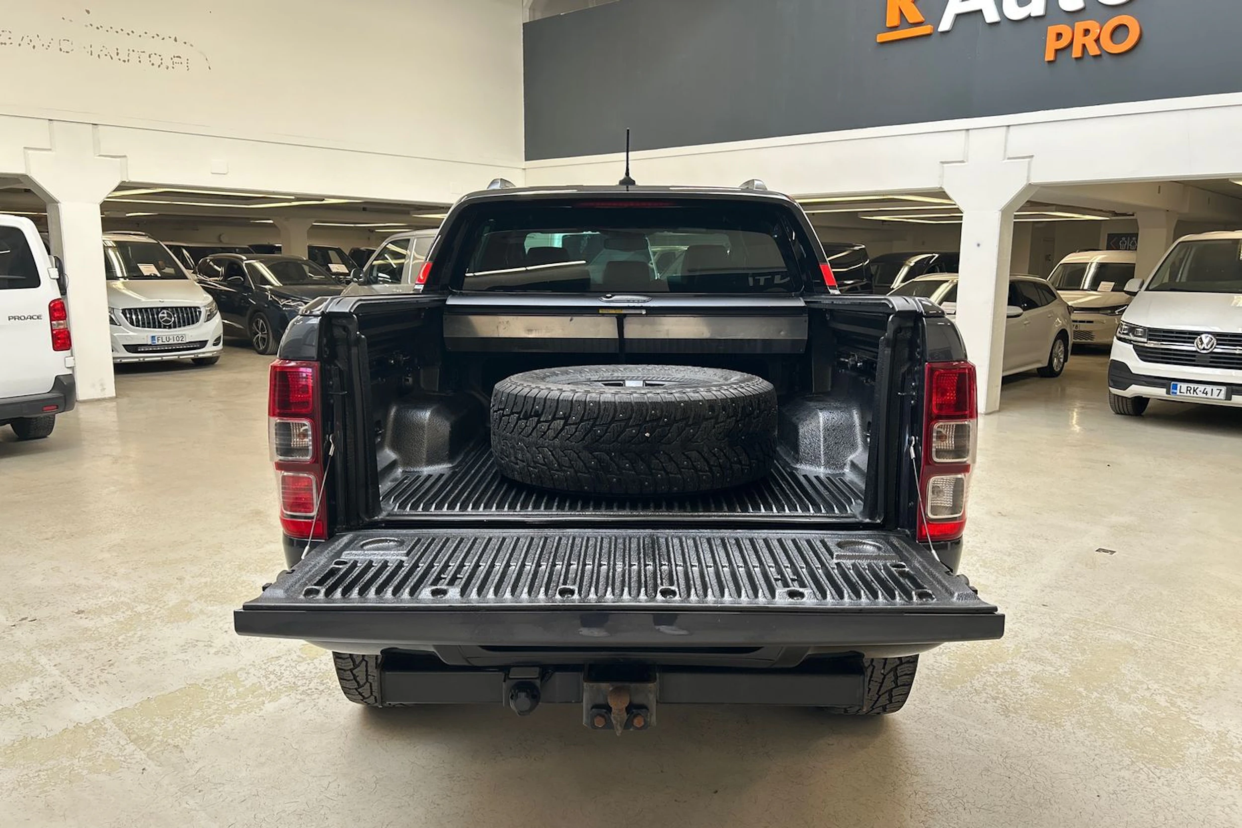 harmaa Ford Ranger 2021 kuva 18.